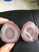 玉缘盐源五彩玉原石质地细腻颜色鲜艳