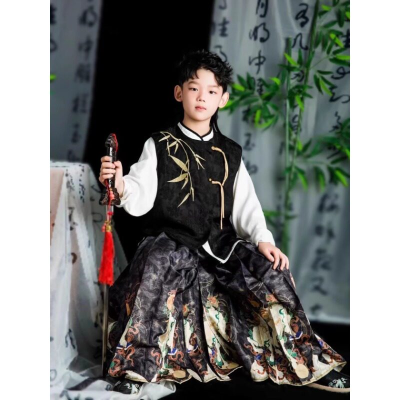 儿童马面裙男童汉服春唐装男孩国风少爷男宝古装马甲演出服三件套