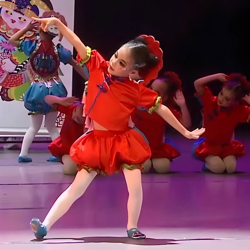 六一儿童喜庆演出服幼儿园女童中国小福娃舞蹈秧歌舞民族风灯笼裤