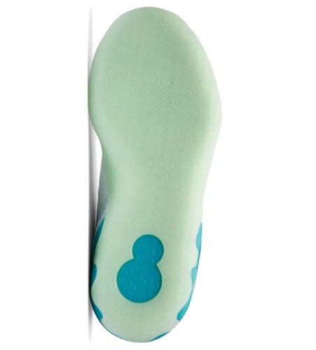 Renew elevate 蓝球鞋替换鞋底球鞋修复维修防滑贴手工更换磨损