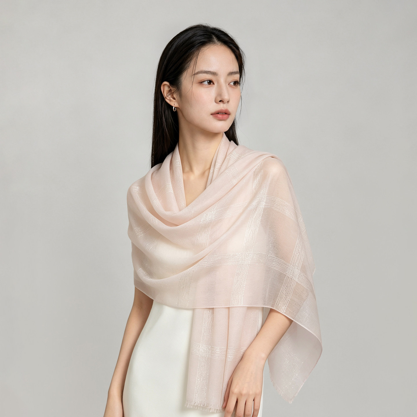 珠光裸调羊毛披肩女秋季新款轻奢丝巾高级氛围感时尚百搭围巾外搭