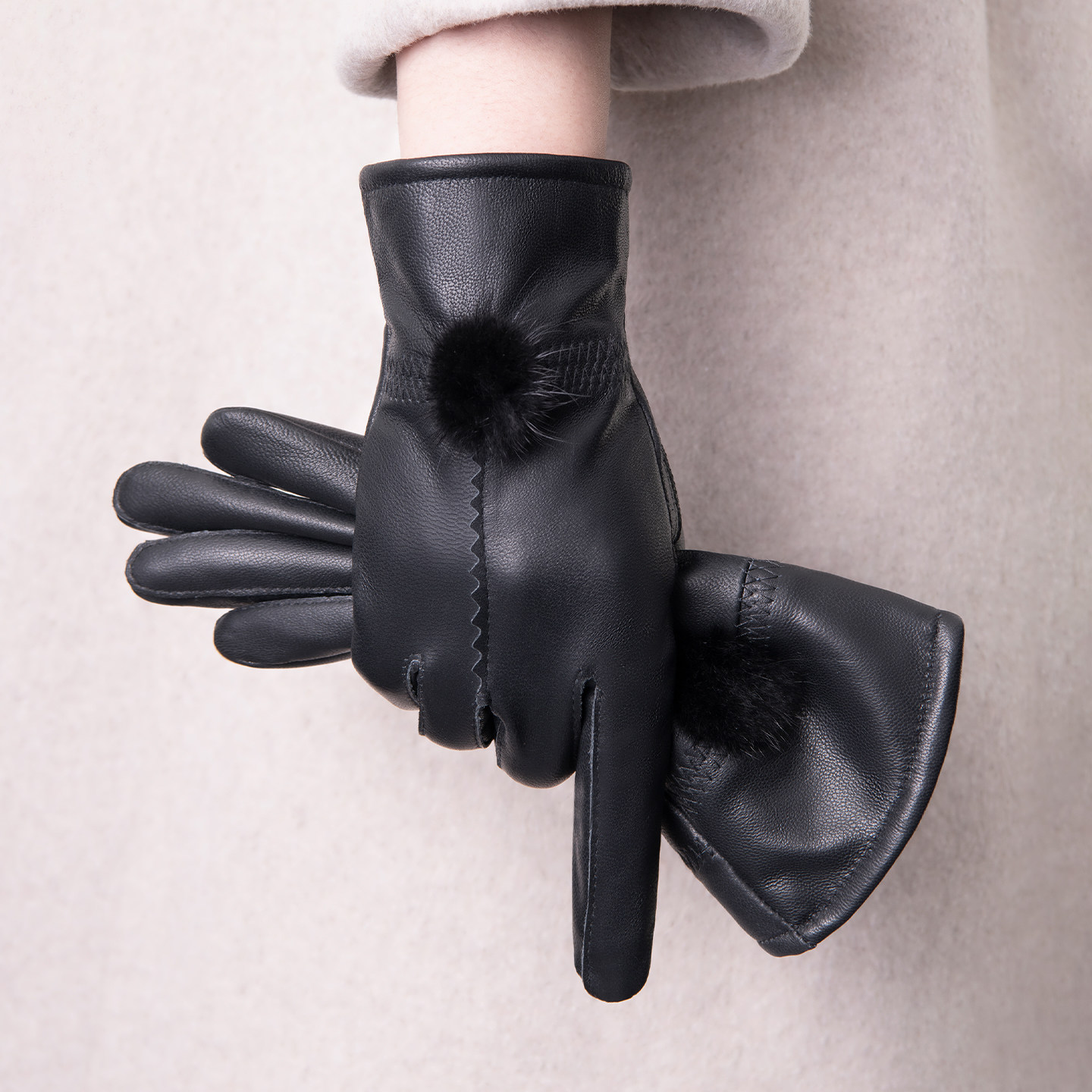 韩版小毛球真皮手套女式士秋冬毛球单绵羊皮薄款保暖加绒骑行手套,服饰配件/皮带/帽子/围巾,手套,淘宝优惠券,粉丝福利购,淘宝优惠卷