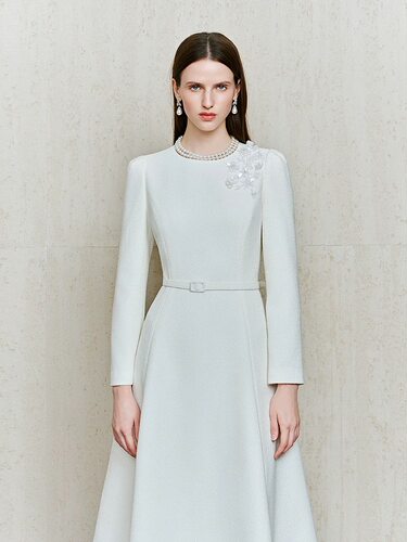 莫佐/MOJO莫佐2026春新品高贵简约收腰连衣裙职场晚宴礼服A摆长裙