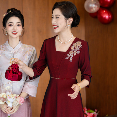 喜婆婆婚宴装2025新款妈妈礼服高贵年轻小个子丈母娘结婚旗袍显瘦