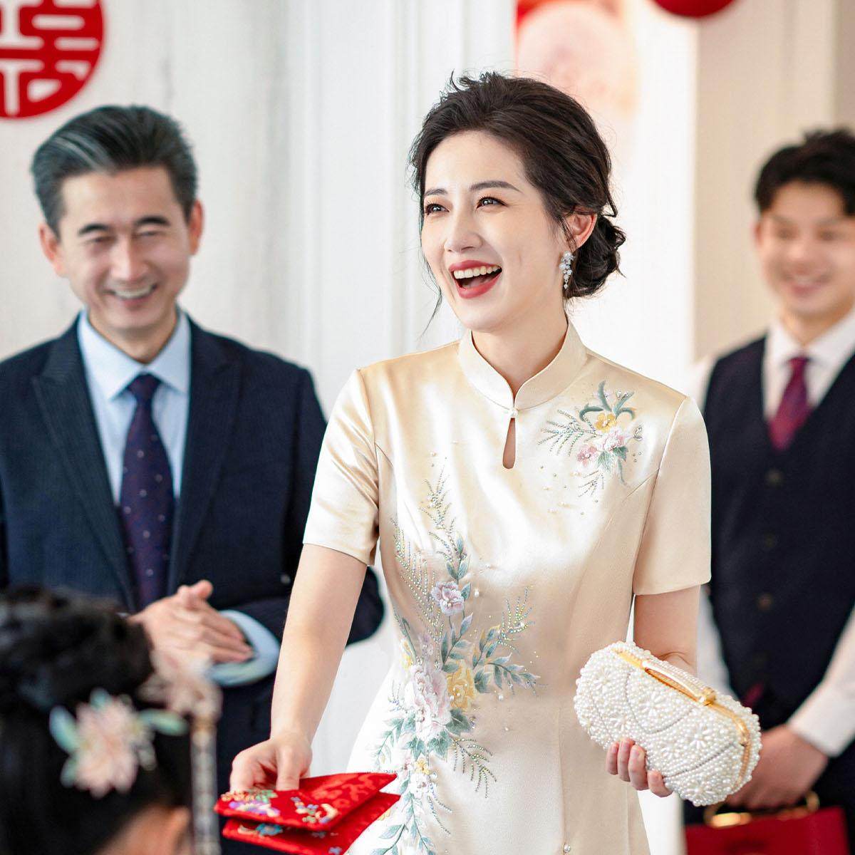 【笑柳】妈妈婚宴礼服订婚婆婆穿的衣服喜婆婆旗袍高贵结婚连衣裙