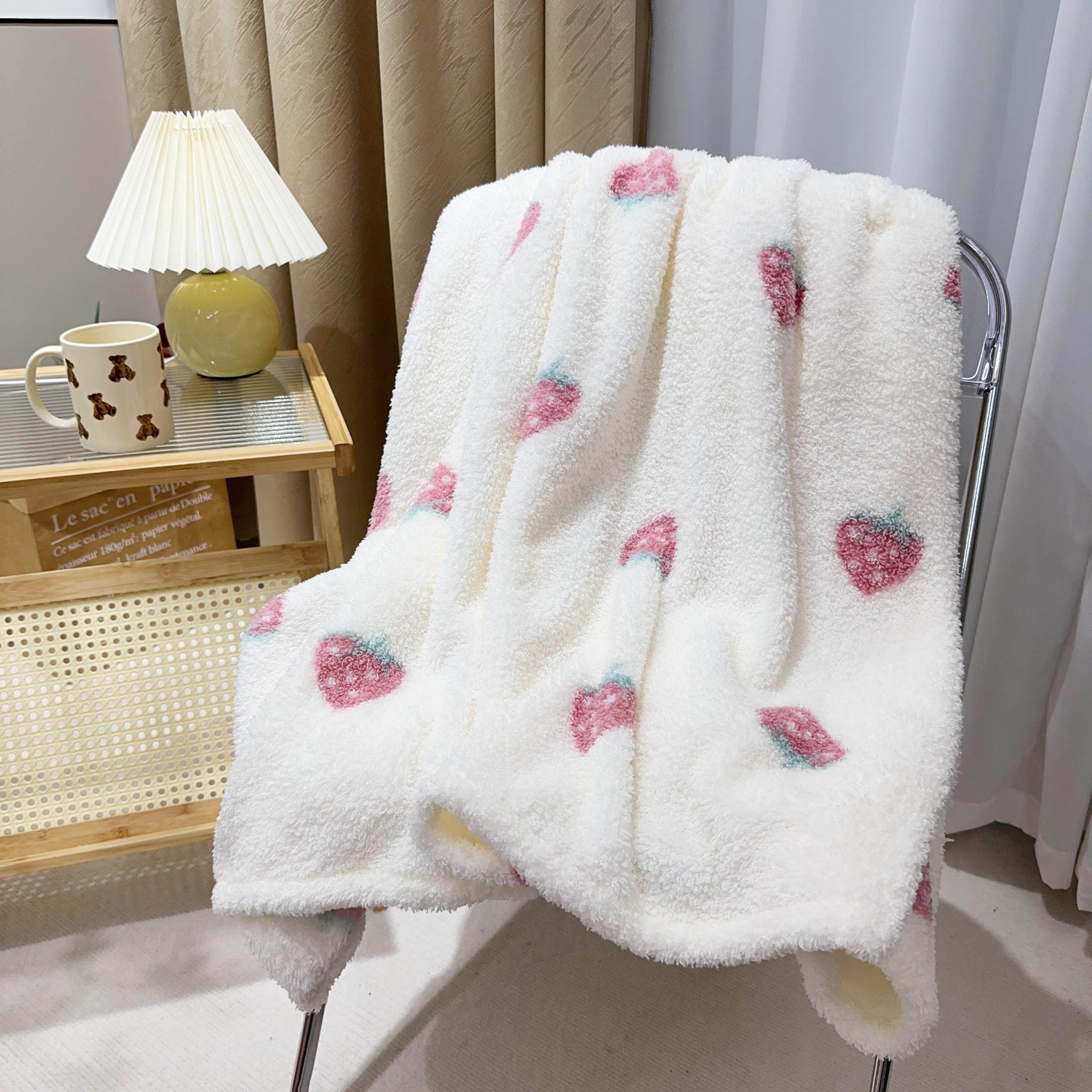 秋冬加厚甜美印花小毛毯学生宿舍保暖披肩盖毯办公室午睡毯沙发毯