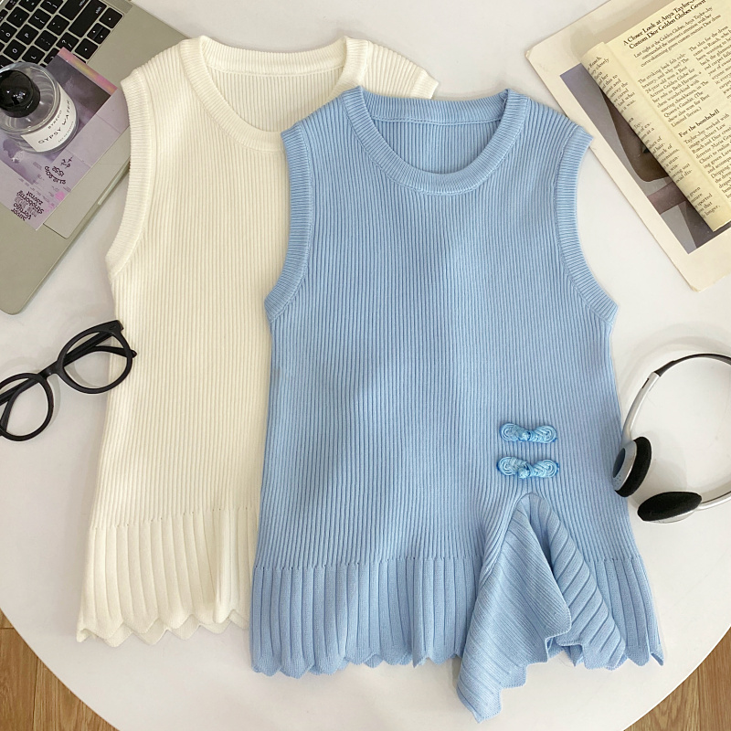 甜辣风盘扣短款针织衫女春季法式小众设计感圆领收腰裙摆无袖上衣