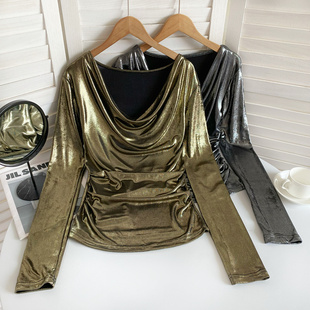T恤上衣女秋冬 显瘦打底衫 欧美风甜辣V领褶皱亮面金丝绒长袖 修身