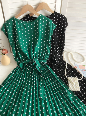 夏季温柔风法式波点圆领无袖系带蝴蝶结收腰显瘦甜美百褶连衣裙女