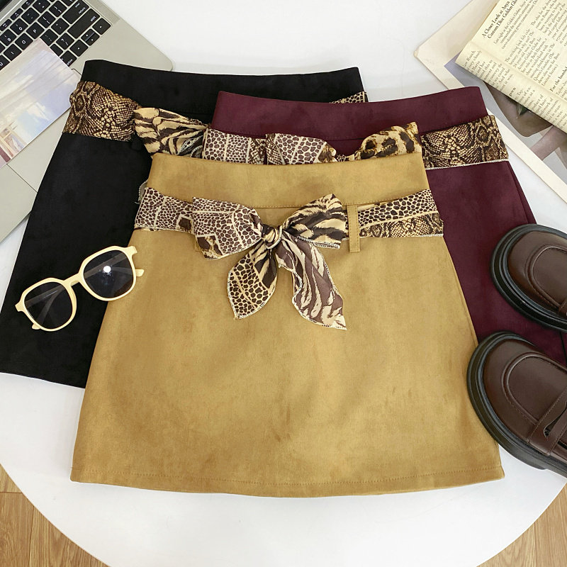 2025秋冬新款复古简约百搭高腰显瘦仿鹿皮A字半身短裙女配丝巾,女装/女士精品,半身裙,淘宝优惠券,粉丝福利购,淘宝优惠卷