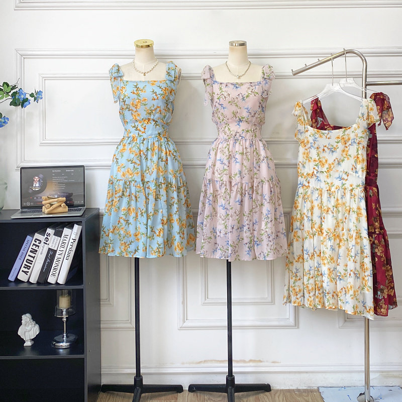 海边度假风甜美碎花绑带收腰显瘦荷叶边吊带连衣裙短裙女春夏新款