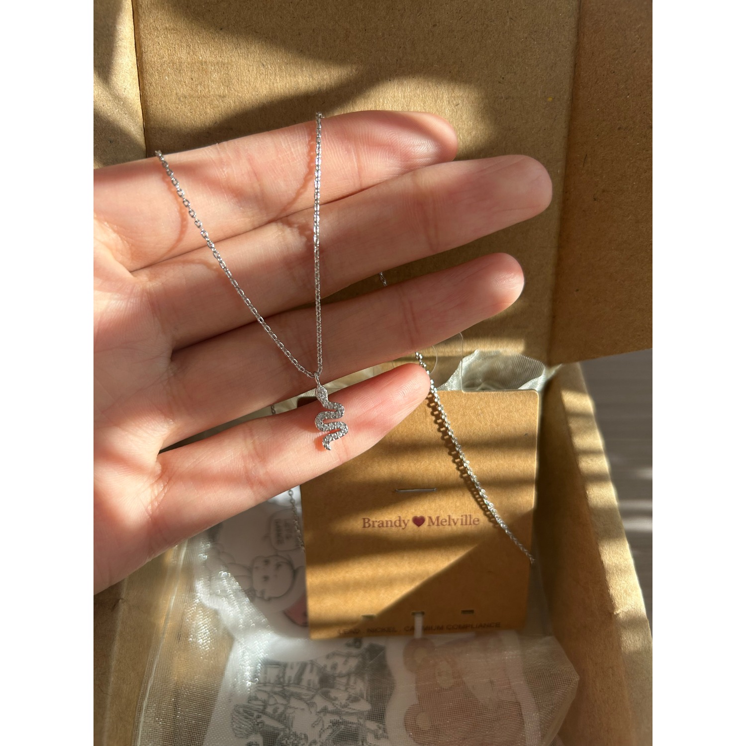 bm项链女学生新款满钻小蛇吊坠锁骨链国内代购正品brandymelville