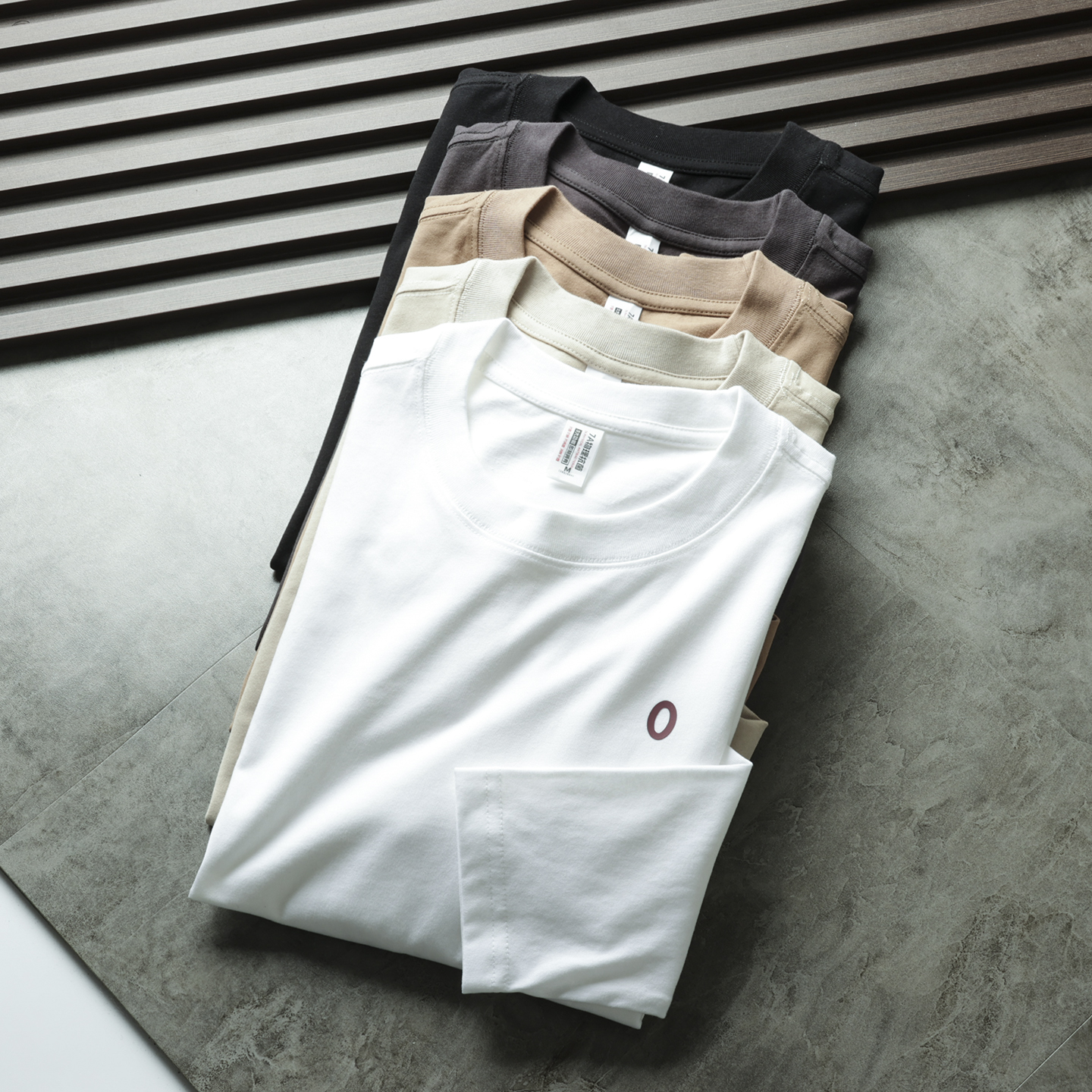 长袖时尚百搭纯色休闲男T恤打底