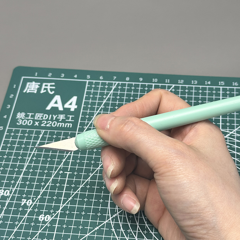 2支刻刀+10片刀片只要8.9元
