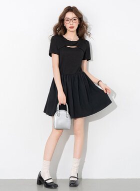 XZCV 时尚小黑裙女款镂空设计感显瘦洋气别致肌理面料短袖连衣裙