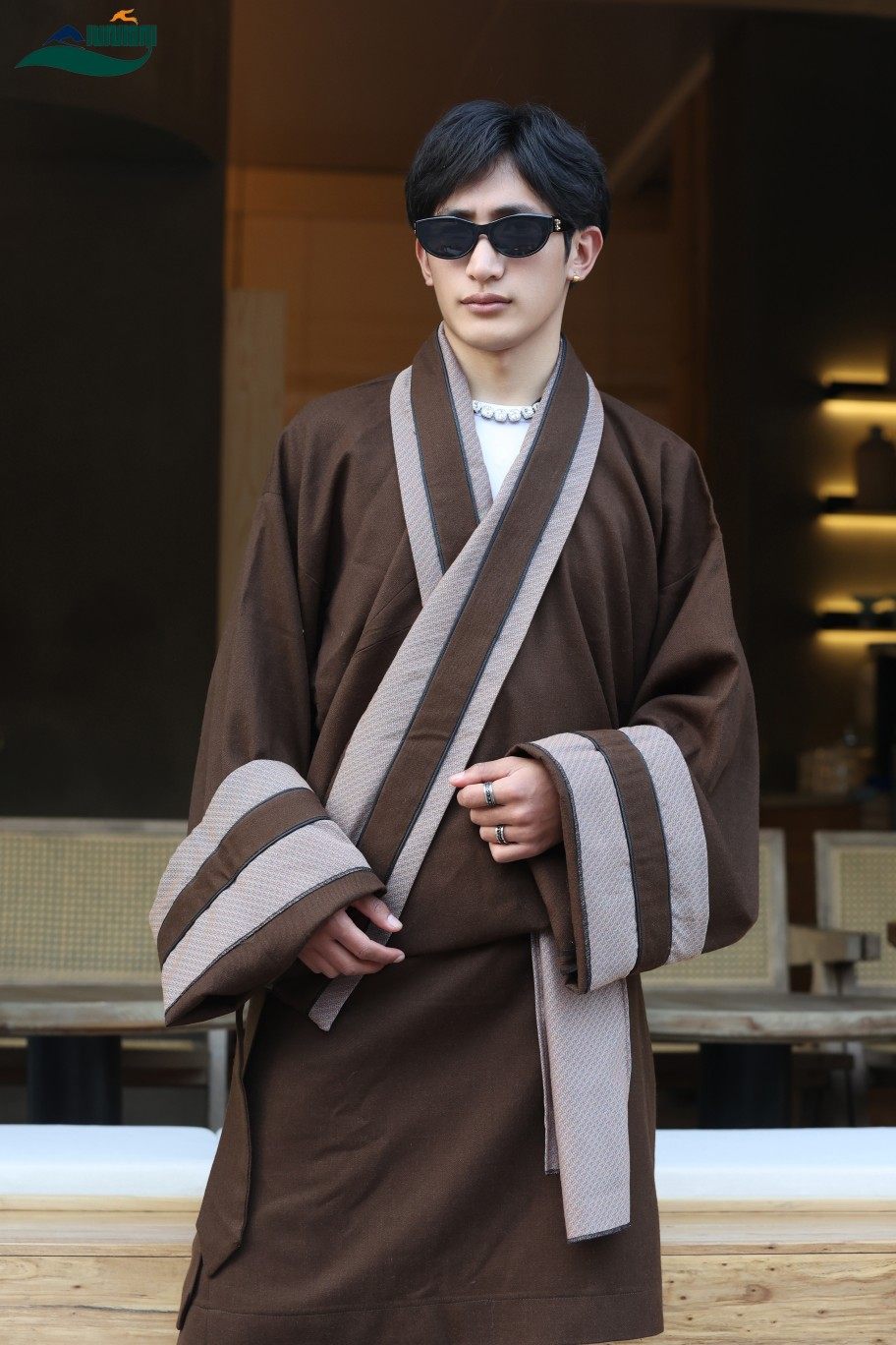 藏袍男装藏服袍子康巴藏装不丹服原创设计西藏服名族服传统袍春夏