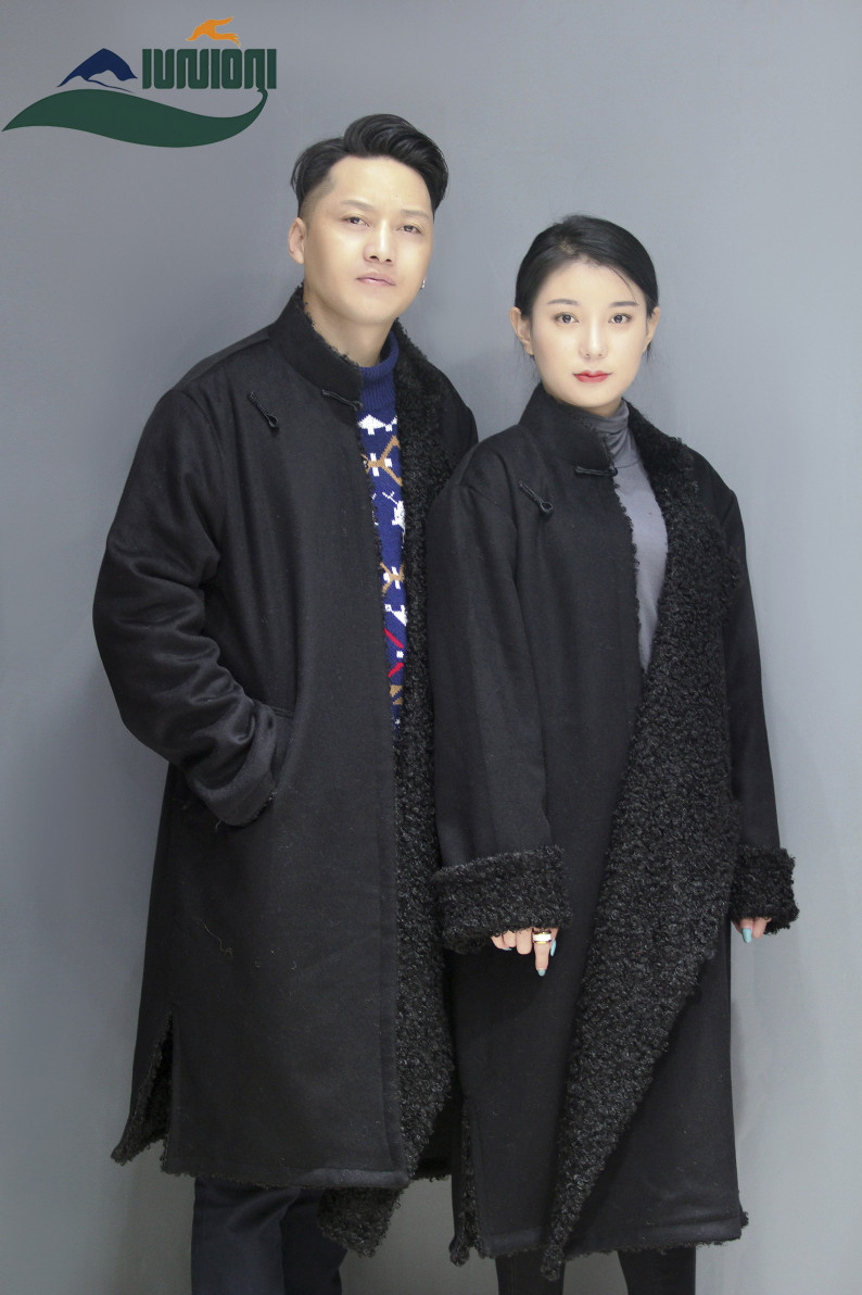 2020 새로운 티베트 재킷 남자의 긴 스타일 벨트 두꺼워지고 벨벳 겨울 커플 캐시미어 여성 민족 스타일