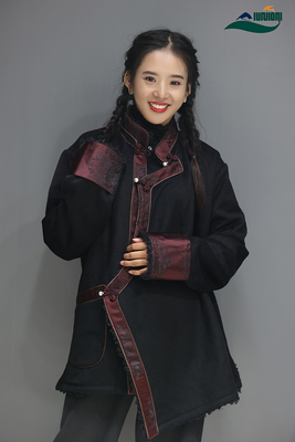 黑色藏装冬季男装外套藏服2021年新款女装藏式加绒上衣西藏酒红色