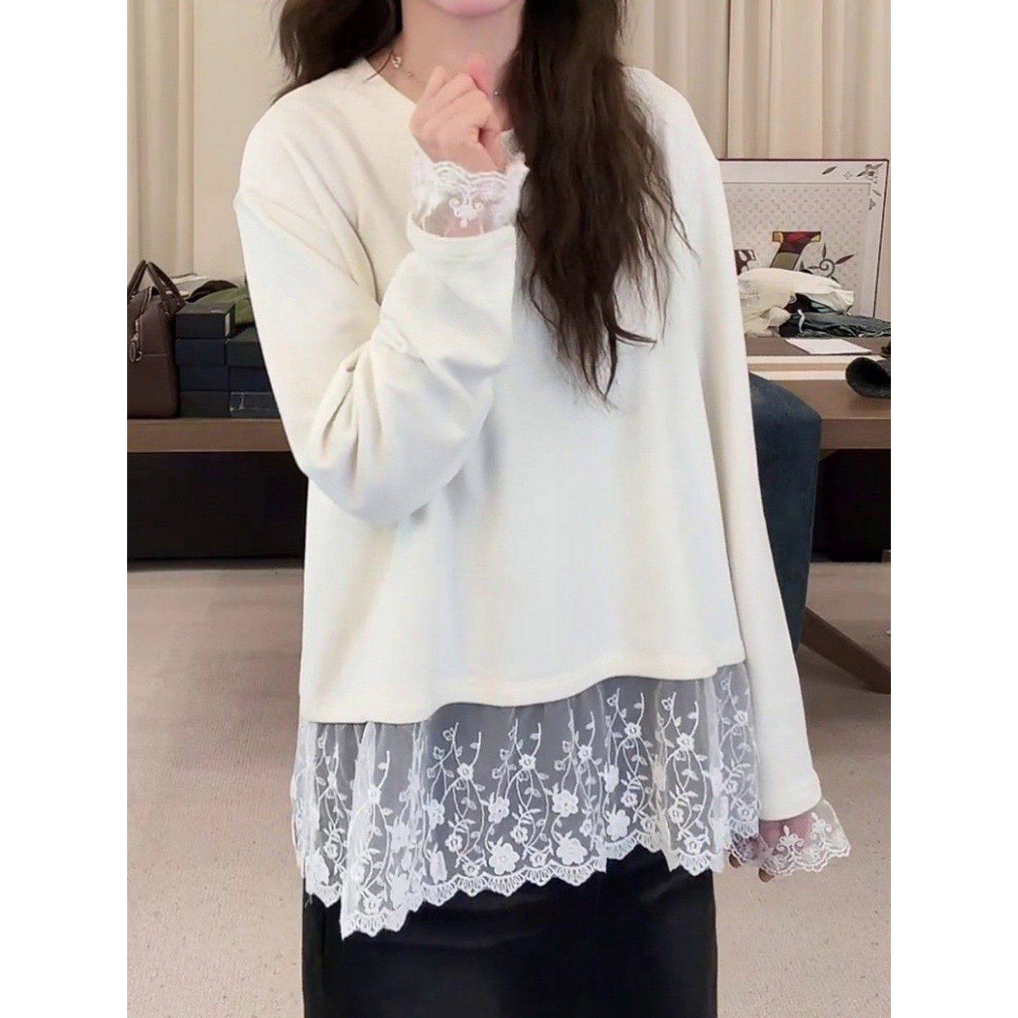 大码胖mm宽松显瘦休闲百搭蕾丝拼接T恤春季设计小众别致内搭上衣,女装/女士精品,T恤,淘宝优惠券,粉丝福利购,淘宝优惠卷