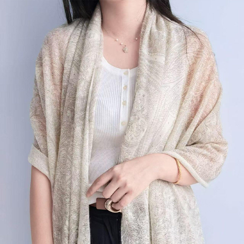 新款复古羊绒针织单纱印花女薄款四季外搭长巾羊绒围巾外搭大披肩