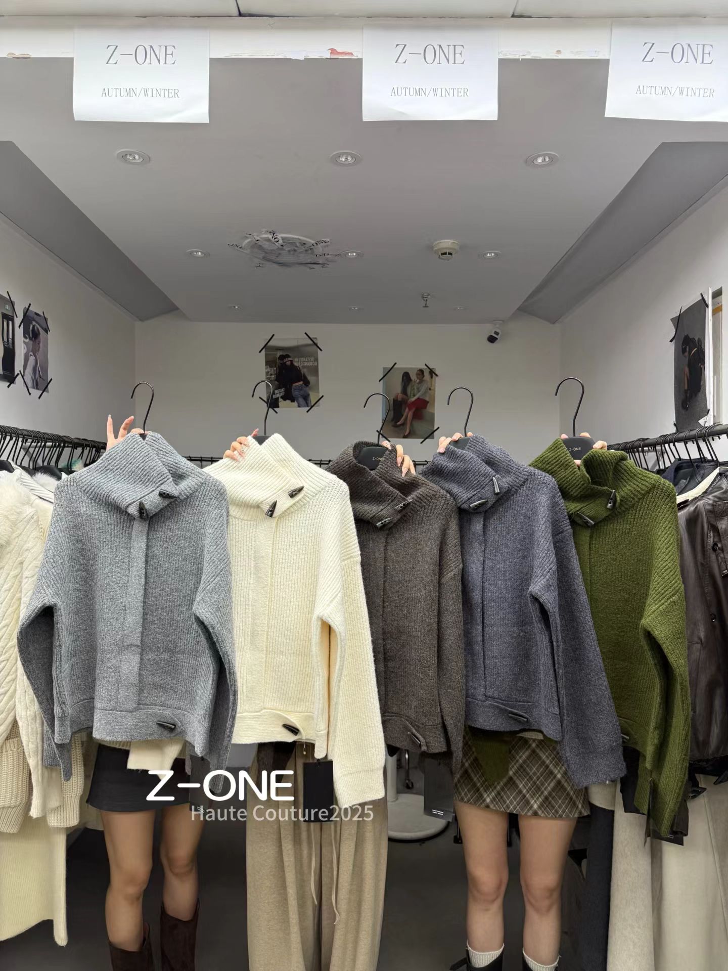 Z-one新款韩系慵懒风牛角扣高领毛衣女秋冬高级感加厚上衣设计感