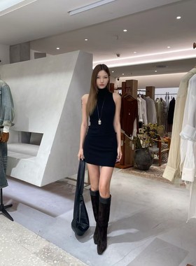 LQ LIMCIAO纯色半高领针织背心裙修身开叉无袖长款内搭打底连衣裙