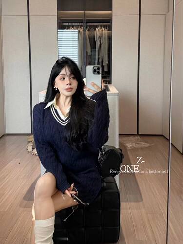 Z-ONE韩系假两件V领麻花毛衣套装学院风显瘦短上衣高腰半身裙两件