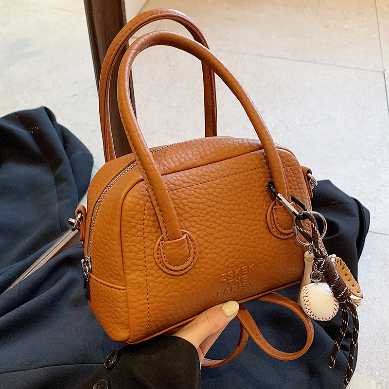 高级质感复古通勤小方包