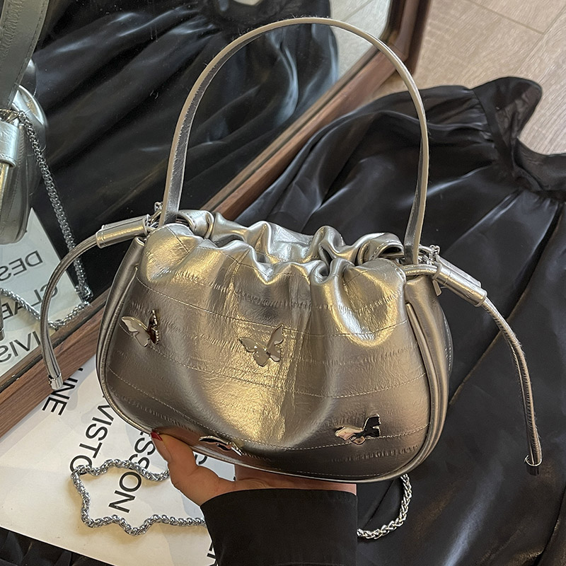 高级质感洋气水桶小方包