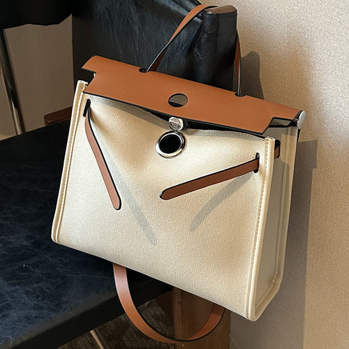 大容量休闲通勤凯莉包