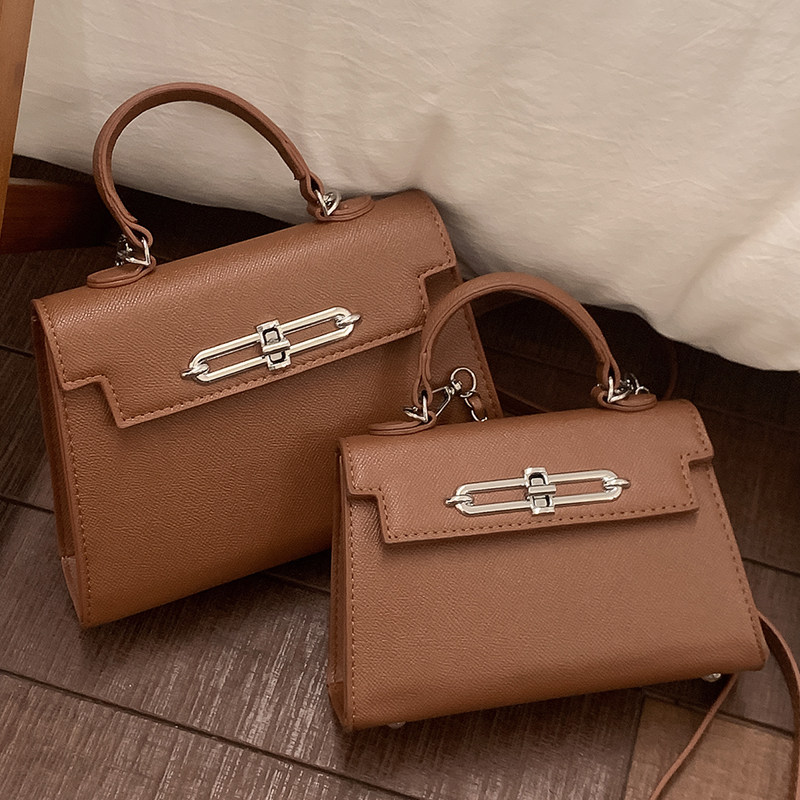 小众洋气手拎小方包女包2025新款网红通勤凯莉包链条单肩斜挎包,箱包皮具/热销女包/男包,小方包,淘宝优惠券,粉丝福利购,淘宝优惠卷