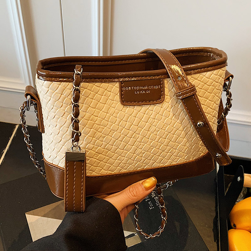 小众洋气网红复古流浪包