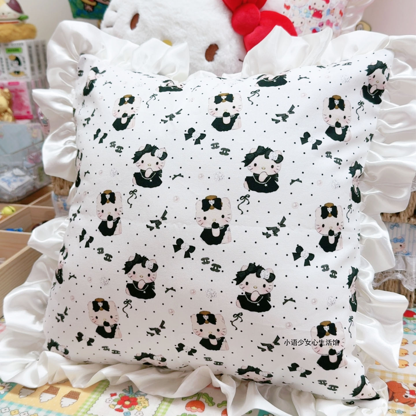小语家~手作可爱Kitty抱枕客厅沙发汽车靠垫床上靠枕含芯可拆洗