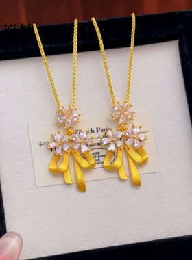 沙金点钻拉丝蝴蝶结花朵项链法式轻奢高级感甜美丝带蝴蝶结锁骨链