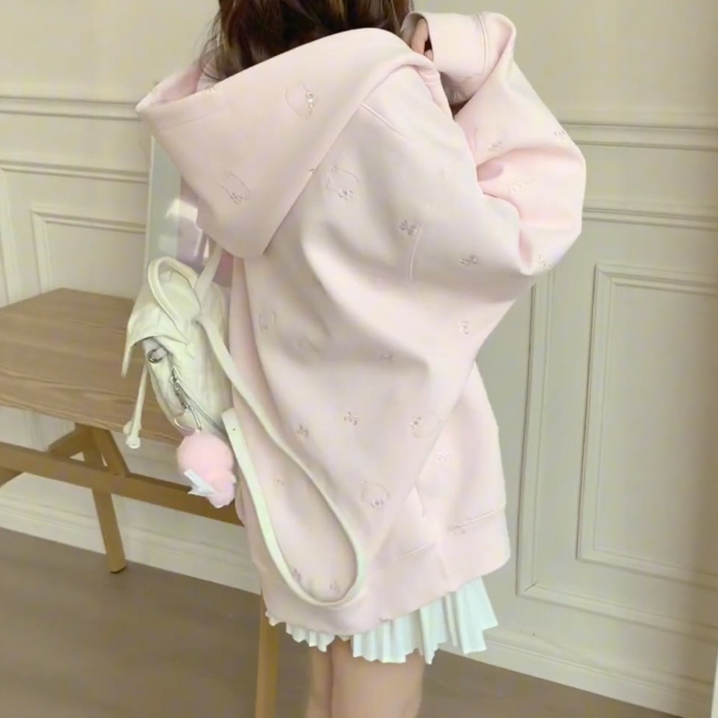 学院风甜美粉色连帽卫衣外套女