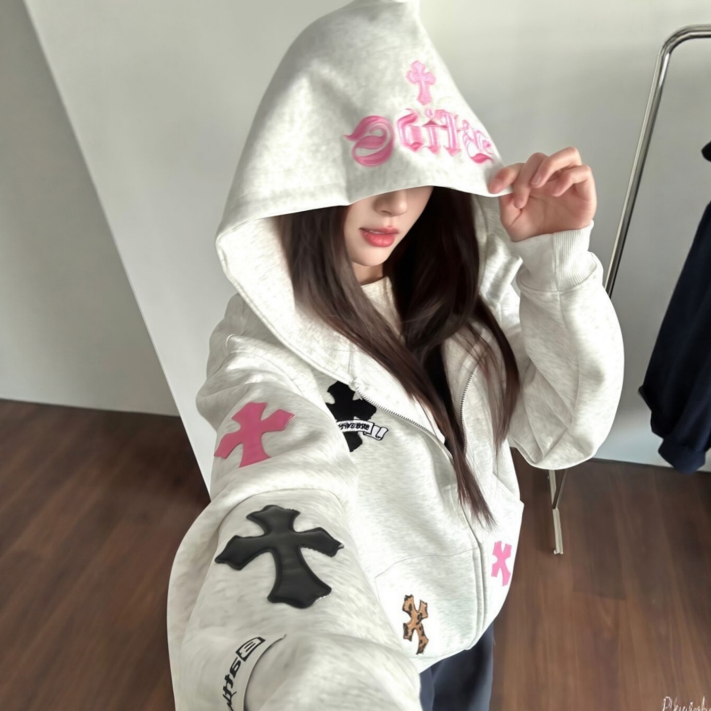 十字架刺绣连帽卫衣外套女秋冬