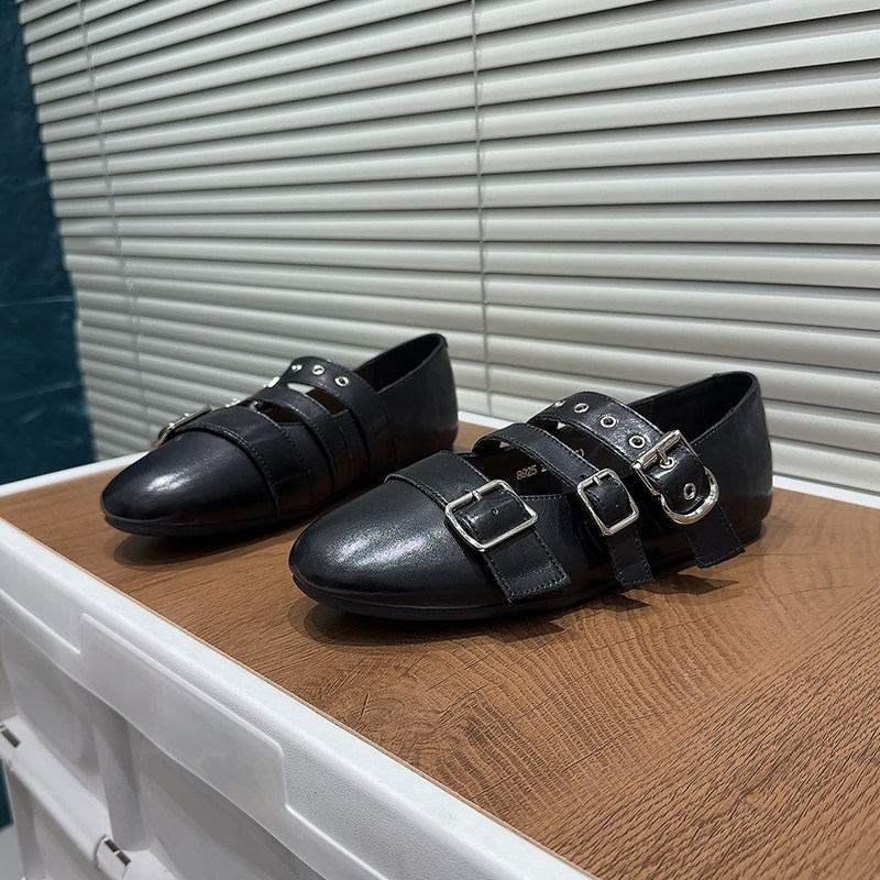 英伦复古风真皮双皮带扣玛丽珍鞋女2026春季平底小众设计感乐福鞋