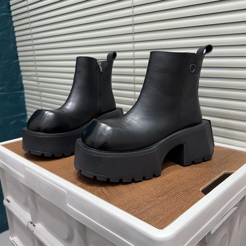 欧洲站真皮粗跟厚底切尔西靴小个子增高百搭英伦风帅气马丁靴女靴,女鞋,切尔西靴,淘宝优惠券,粉丝福利购,淘宝优惠卷