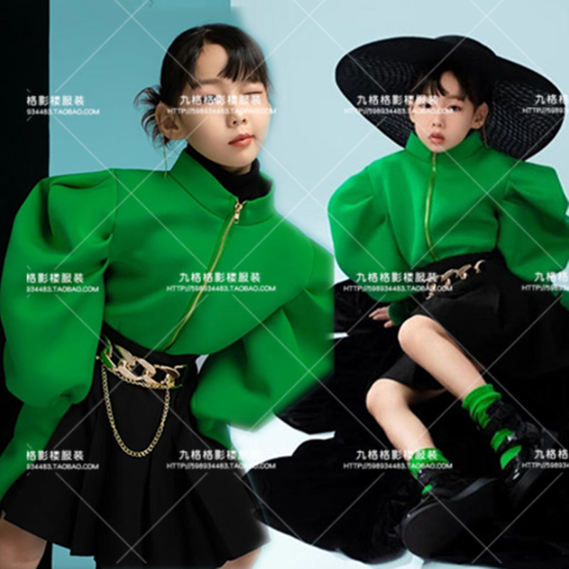 女童绿色潮服舞台走秀儿童演出服少儿模特大赛战队多巴胺表演服装