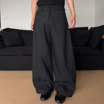 质感超高级的肌理小弯刀西裤