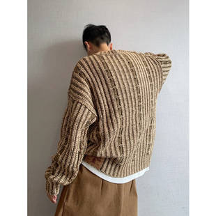 dannyandzee春季复古百搭宽松卡其绿绞花两面穿圆领做旧厚毛衣男