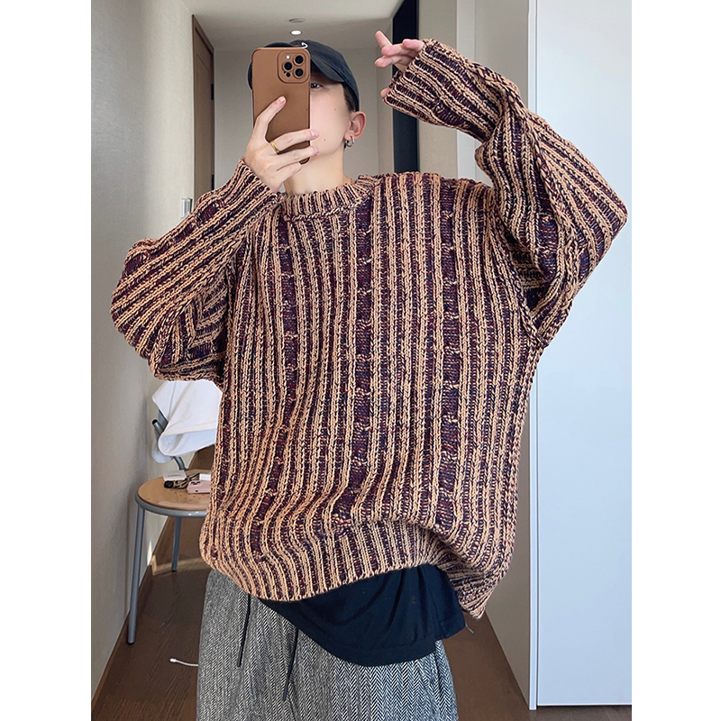 复古混色两面穿绞花毛衣