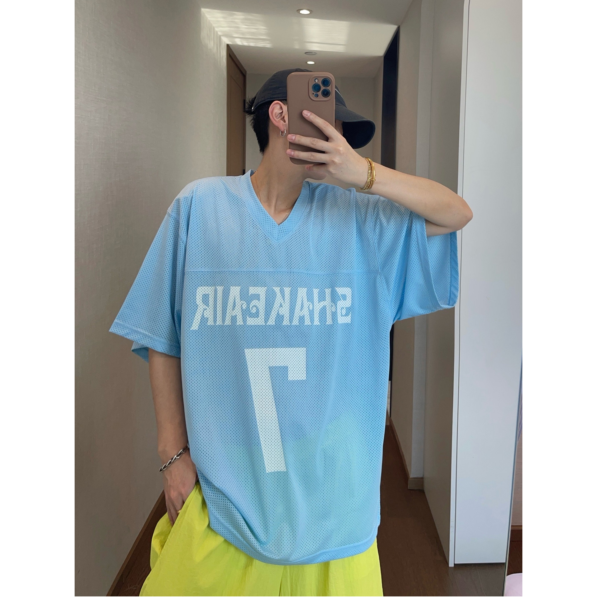 dannyandzee夏季复古宽松浅蓝色网眼薄款V领宽松短袖T恤球衫男INS