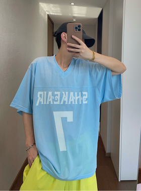 dannyandzee夏季复古宽松浅蓝色网眼薄款V领宽松短袖T恤球衫男INS