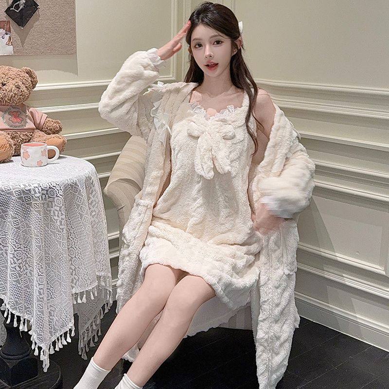 甜美性感花边睡袍女款秋冬季珊瑚绒加厚保暖浴袍法兰绒睡衣两件套