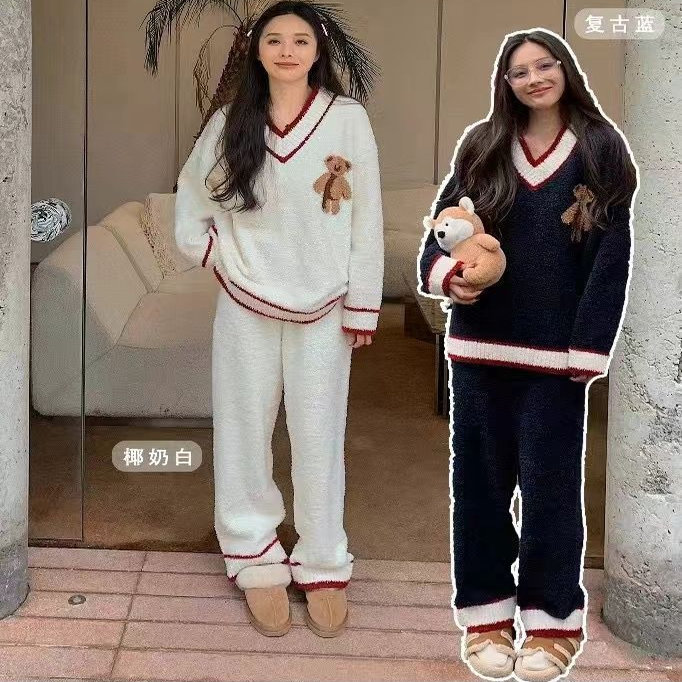 半边绒V领小熊睡衣套装