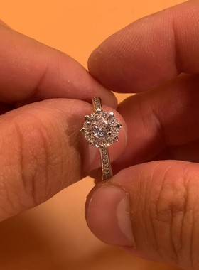 雪花克拉钻戒结婚女戒指纯银高端仿真钻石珠宝饰品指环求婚礼满钻
