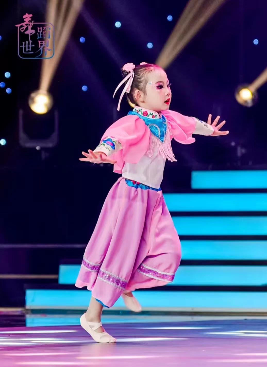 巧闺小序六一儿童古典舞钱鼓舞扇子舞民族风俏执扇打鼓服演出表演