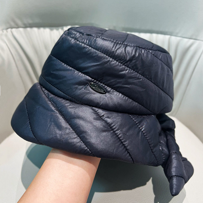 日系羽绒棉显脸小渔夫帽子女秋冬季保暖可扎马尾盆帽赫本风时装帽