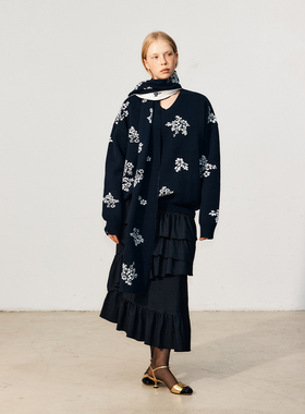 FUNNEL IN原创设计V领花朵嵌花宽松套头毛衣针织衫入秋高级感穿搭